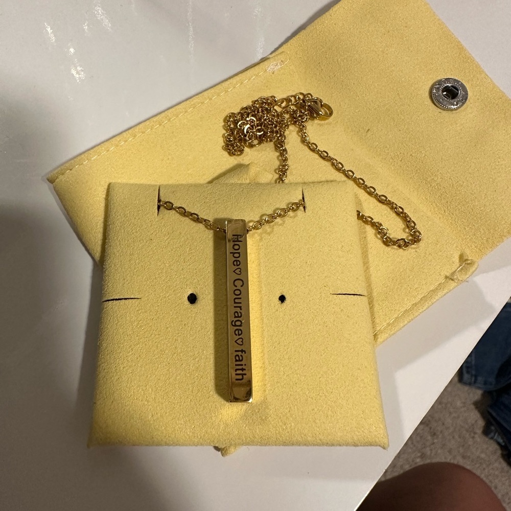 Bar necklace